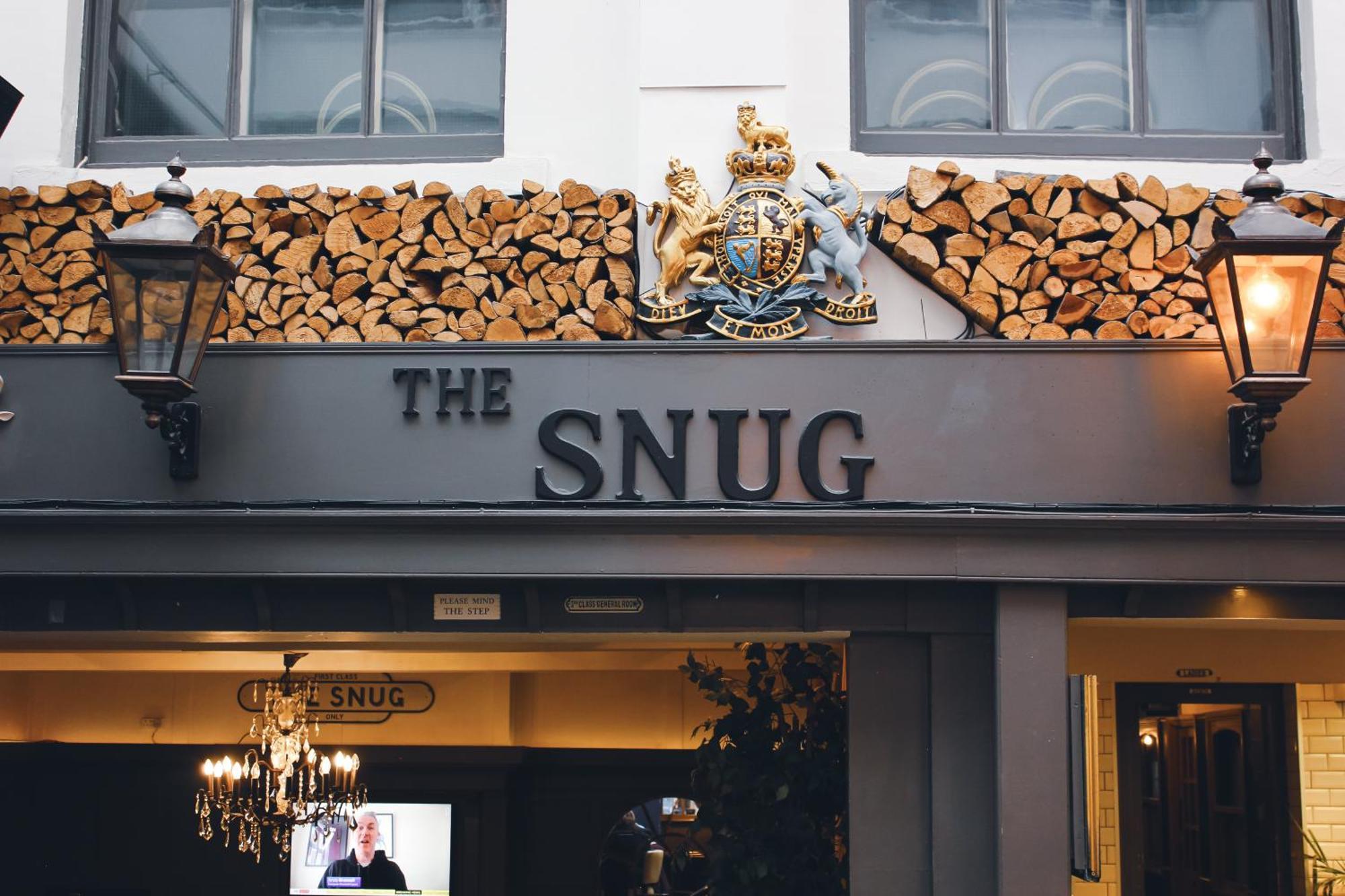 The Kings Arms Hotel สวินดอน ภายนอก รูปภาพ